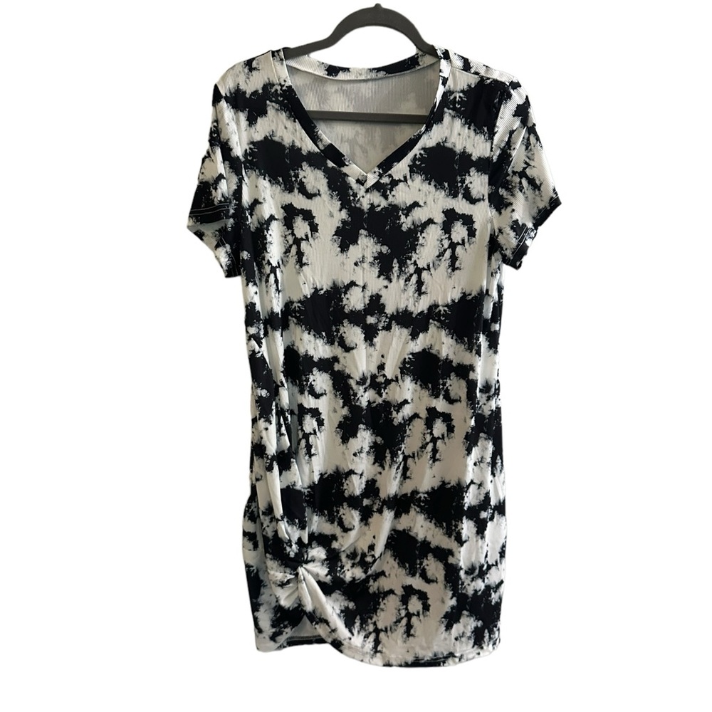 Black & White Tie-Dye Ribbed Dress